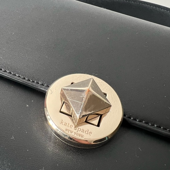 Kate Spade Audrey Flap Crossbody Black Gold Accent Excellent Condition Bag - Picture 10 of 16